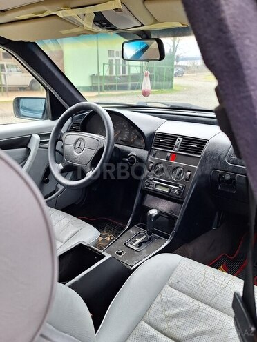 Mercedes C 180 1995, 258,963 km - 1.8 л - Lənkəran