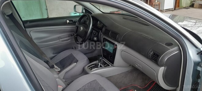 Volkswagen Passat 2001, 317,624 km - 1.8 l - Yevlax