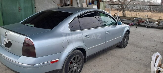 Volkswagen Passat 2001, 317,624 km - 1.8 l - Yevlax