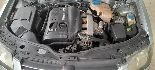 Volkswagen Passat 2001, 317,624 km - 1.8 l - Yevlax