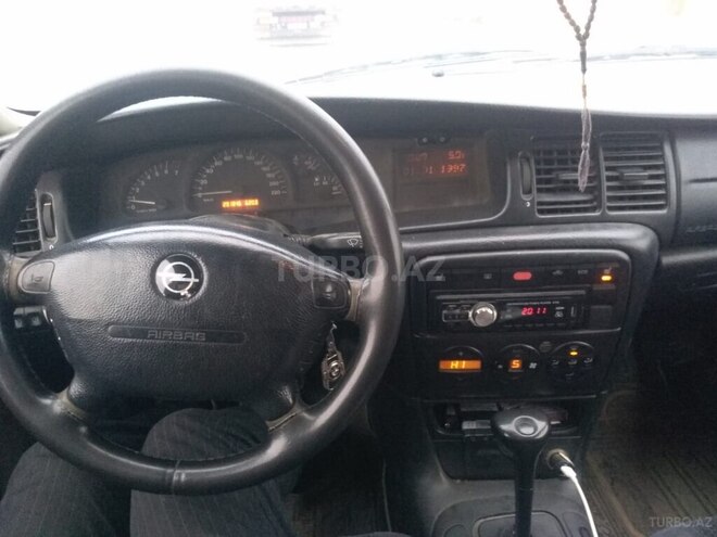 Opel Vectra 2001, 291,898 km - 1.6 l - Salyan