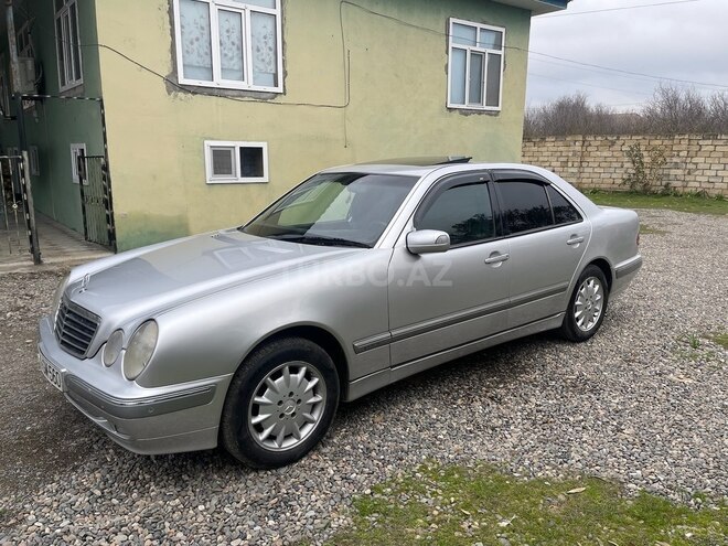 Mercedes E 270 2000, 490,000 km - 2.7 l - Biləsuvar