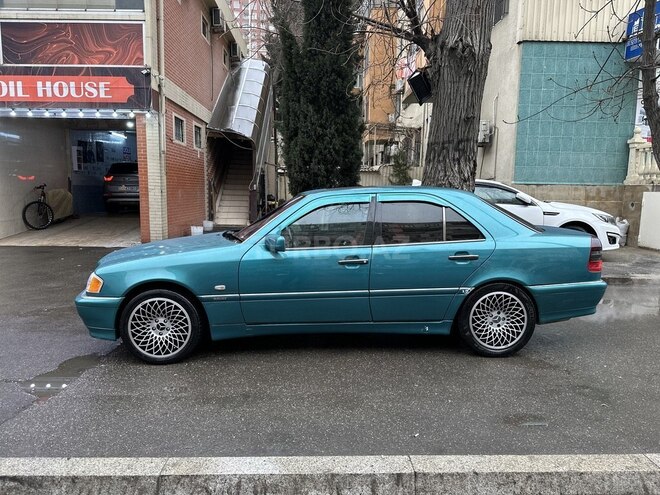 Mercedes C 240 1997, 460,000 km - 2.4 л - Bakı