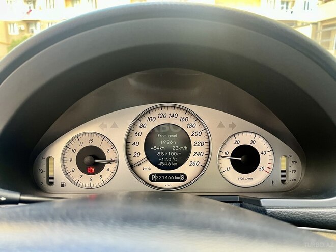 Mercedes E 220 2007, 222,000 km - 2.2 l - Bakı