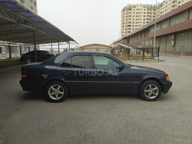 Mercedes C 180 1995, 358,000 km - 1.8 l - Bakı