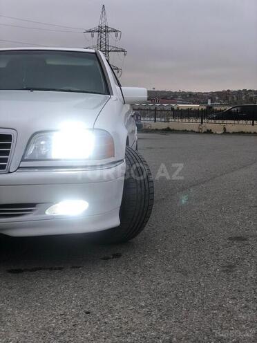 Mercedes C 230 1999, 210,000 km - 2.3 l - Bakı