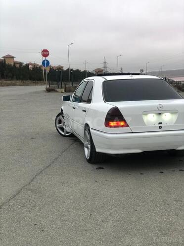 Mercedes C 230 1999, 210,000 km - 2.3 l - Bakı