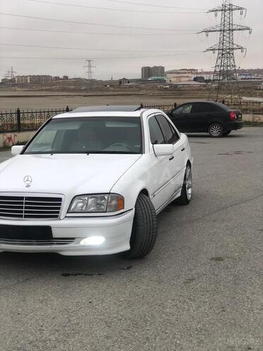 Mercedes C 230 1999, 210,000 km - 2.3 l - Bakı