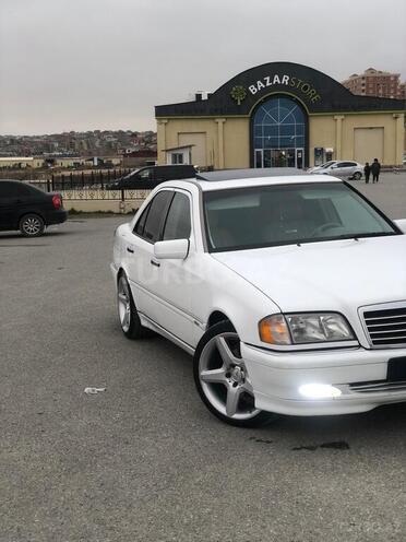 Mercedes C 230 1999, 210,000 km - 2.3 l - Bakı