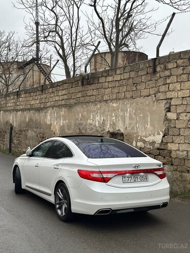 Hyundai Grandeur 2015, 220,000 km - 2.2 l - Bakı