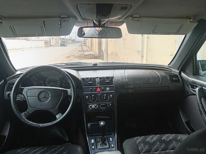 Mercedes C 250 1997, 450,000 km - 2.5 л - Bakı