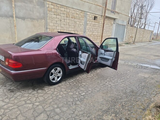 Mercedes E 200 1997, 310,000 km - 2.0 l - Bakı