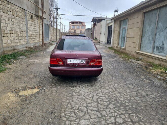 Mercedes E 200 1997, 310,000 km - 2.0 l - Bakı