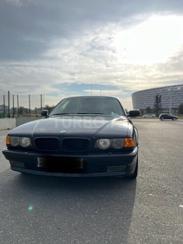 BMW 740 2000, 400,000 km - 4.0 l - Bakı