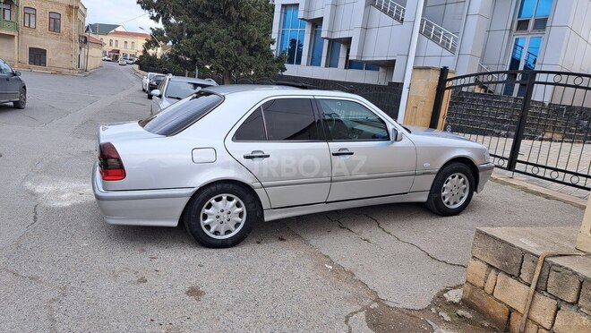 Mercedes C 240 1998, 285,000 km - 2.4 l - Bakı