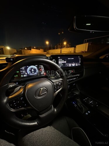 Lexus ES 300h 2021, 30,000 km - 2.5 l - Bakı