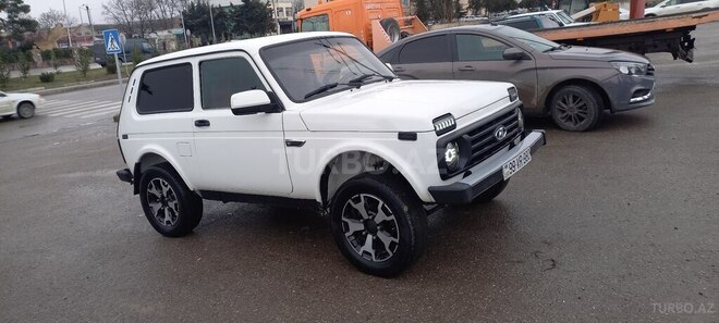 LADA (VAZ) Niva 2011, 150,000 km - 1.7 л - Quba