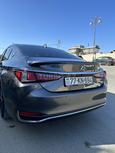Lexus ES 300h 2021, 30,000 km - 2.5 l - Bakı