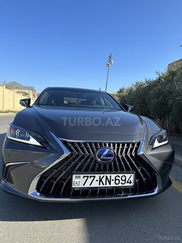 Lexus ES 300h 2021, 30,000 km - 2.5 l - Bakı