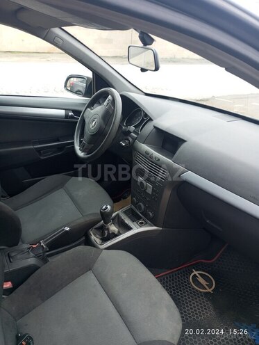 Opel Astra 2005, 229,000 km - 1.4 л - Bakı