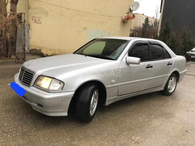 Mercedes C 200 2000, 324,000 km - 2.0 л - Sumqayıt
