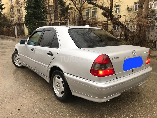 Mercedes C 200 2000, 324,000 km - 2.0 л - Sumqayıt