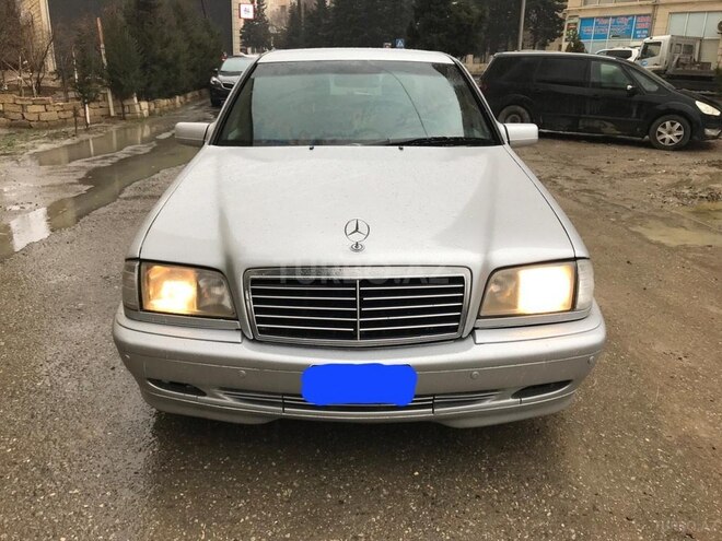 Mercedes C 200 2000, 324,000 km - 2.0 л - Sumqayıt