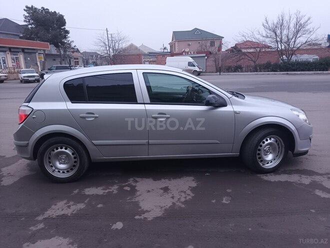 Opel Astra 2005, 255,000 km - 1.4 l - Gəncə