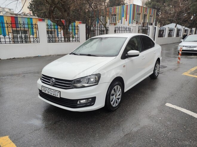 Volkswagen Polo 2018, 131,000 km - 1.6 l - Bakı