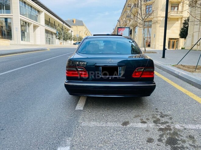 Mercedes E 320 2000, 258,535 km - 3.2 l - Bakı