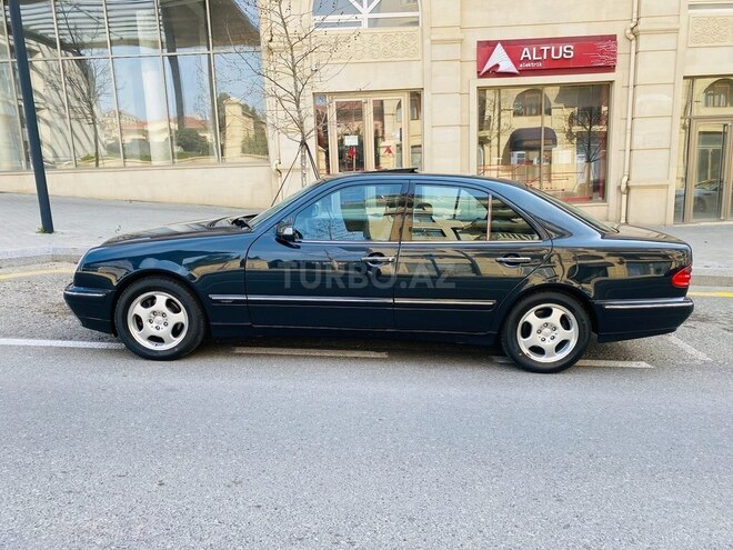 Mercedes E 320 2000, 258,535 km - 3.2 l - Bakı