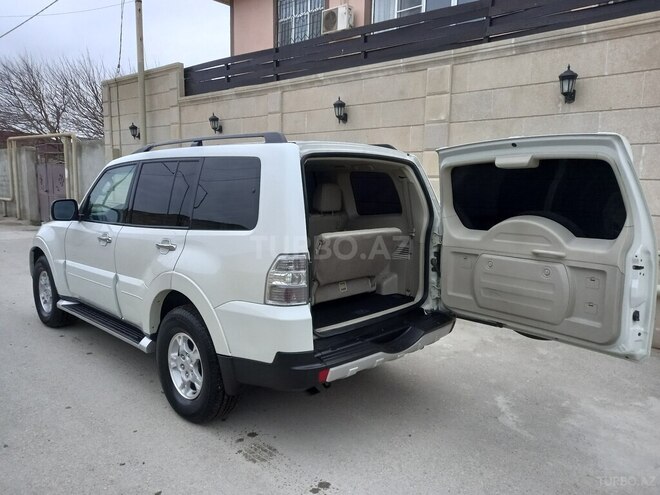 Mitsubishi Pajero 2007, 227,000 km - 3.0 l - Bakı