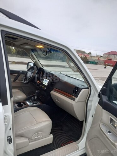 Mitsubishi Pajero 2007, 227,000 km - 3.0 l - Bakı