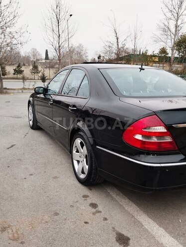 Mercedes E 240 2002, 199,600 km - 2.6 l - Mingəçevir