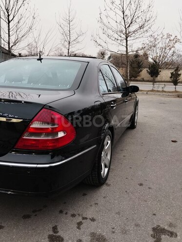 Mercedes E 240 2002, 199,600 km - 2.6 l - Mingəçevir