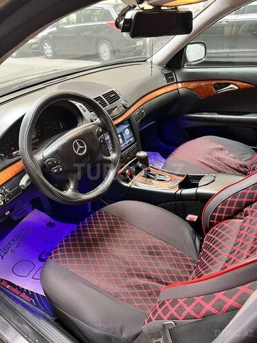 Mercedes E 200 2007, 377,000 km - 2.2 l - Bakı