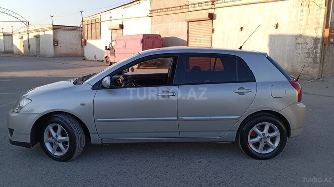 Toyota Corolla 2005, 180,000 km - 1.4 л - Bakı