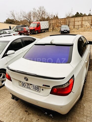 BMW 525 2005, 284,000 km - 2.5 l - Bakı