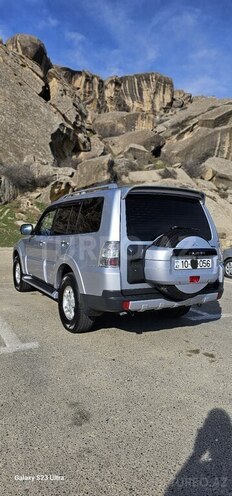 Mitsubishi Pajero 2007, 233,000 km - 3.0 л - Bakı