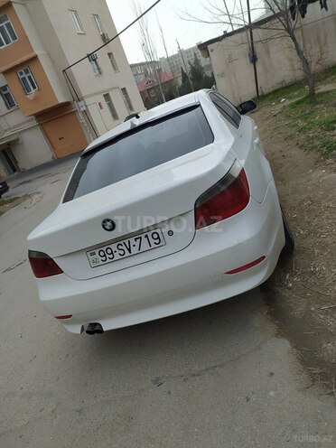 BMW 520 2005, 300,000 km - 2.0 l - Bakı