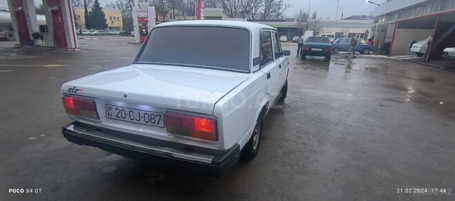 LADA (VAZ) 2107 2007, 222,584 km - 1.6 л - Xudat
