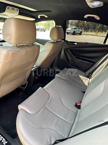 Volkswagen Passat 2005, 176,000 km - 2.0 l - Bakı