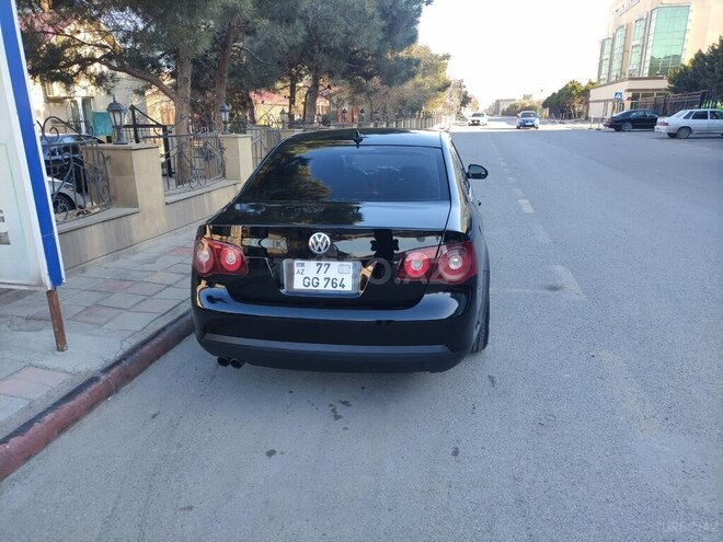 Volkswagen Jetta 2009, 300,000 km - 2.5 l - Bakı