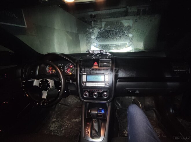 Volkswagen Jetta 2009, 300,000 km - 2.5 l - Bakı