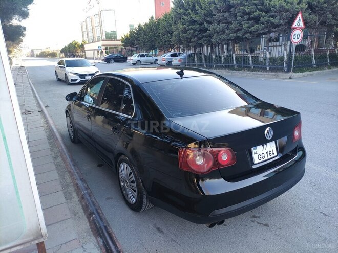 Volkswagen Jetta 2009, 300,000 km - 2.5 l - Bakı