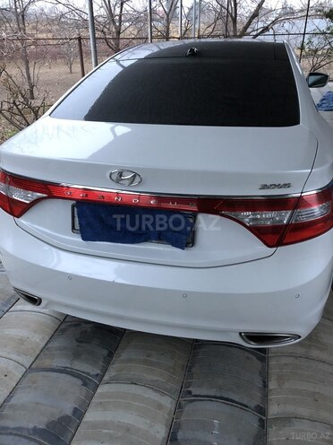 Hyundai Grandeur 2013, 123,758 km - 3.0 л - Naftalan
