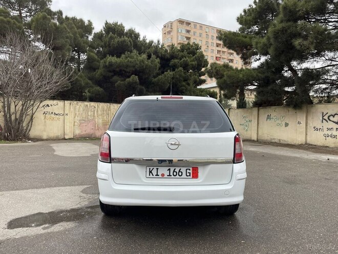 Opel Astra 2009, 198,000 km - 1.3 l - Bakı
