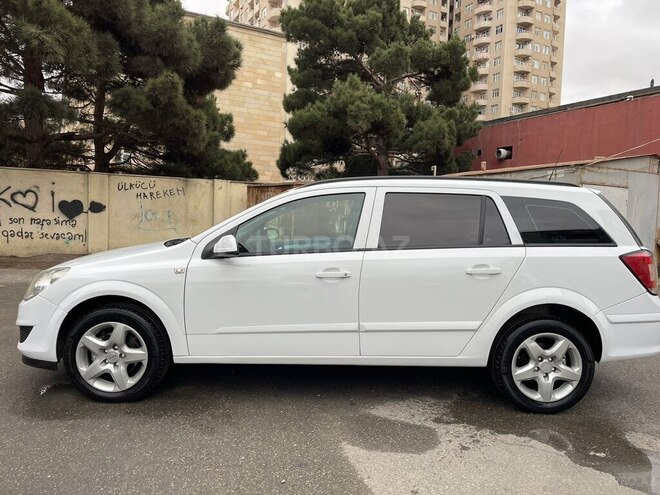 Opel Astra 2009, 198,000 km - 1.3 l - Bakı