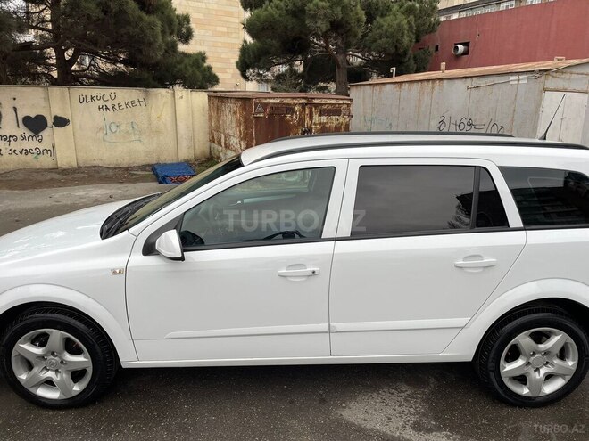 Opel Astra 2009, 198,000 km - 1.3 l - Bakı