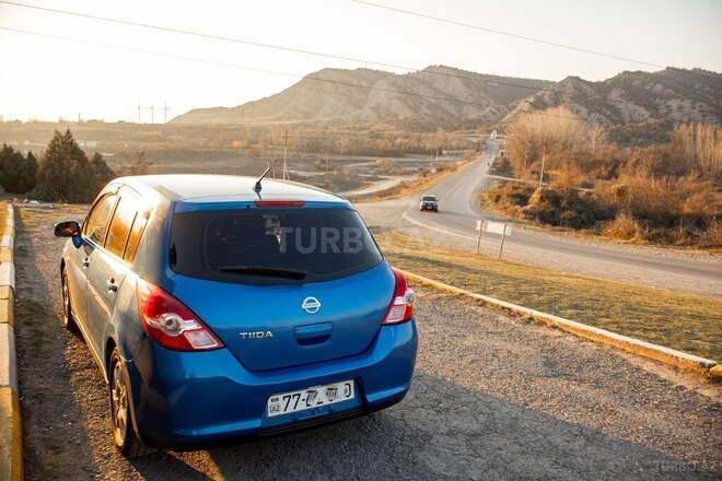 Nissan Tiida 2008, 167,000 km - 1.6 л - Bakı